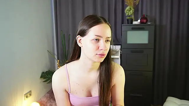 Snapshot of Murmella chatting on 03.04.26 Murmella online show from 03.04.26