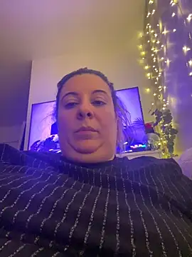 JasmineGlow7 online show from 05.26.26