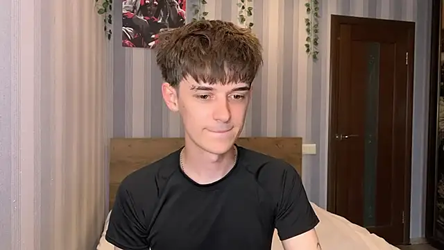 Snapshot of Sweet_Dude chatting on 06.03.26 Sweet Dude online show from 06.03.26