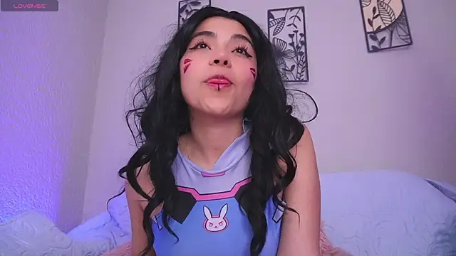 loveegirll1 online show from 04.24.26