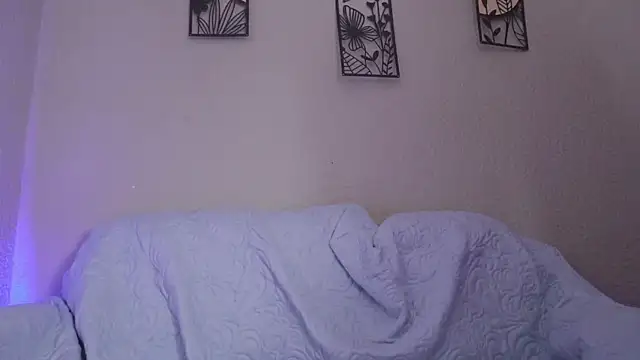 loveegirll1 online show from 06.18.26
