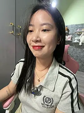 Linne6789 online show from 05.06.26