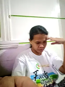 Snapshot of WildJennifercum chatting on 02.01.26 WildJennifercum online show from 02.01.26