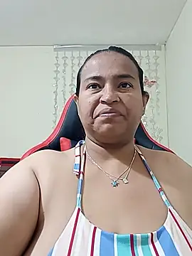 Snapshot of BustySexy_Nataly chatting on 06.22.26 BustySexy Nataly online show from 06.22.26
