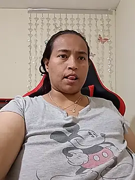 Snapshot of BustySexy_Nataly chatting on 07.02.26 BustySexy Nataly online show from 07.02.26