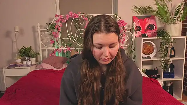 Snapshot of TobiMillinor chatting on 03.03.26 TobiMillinor online show from 03.03.26