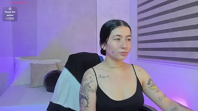 charlottee27  online show from 05.22.26