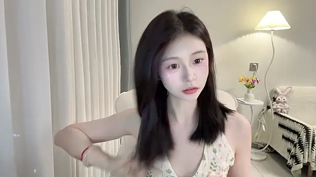 Snapshot of DYyyyyy-- chatting on 04.20.26 DYyyyyy-- online show from 04.20.26