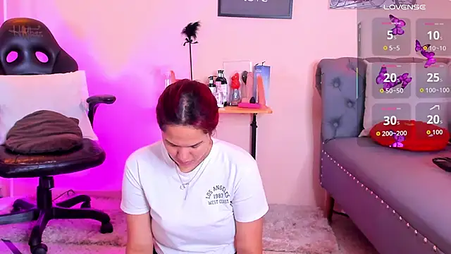 Snapshot of victoriazans chatting on 03.11.26 victoriazans online show from 03.11.26