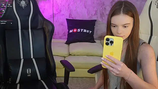 Zlata Sky online show from 12.24.24