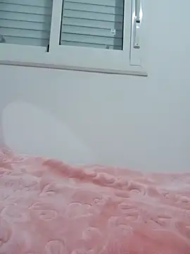 doudo six online show from 02.03.26