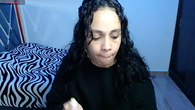 paula lopez   online show from 05.06.26