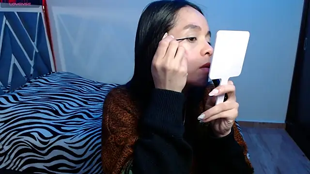 Snapshot of paula_lopez__ chatting on 06.19.26 paula lopez online show from 06.19.26
