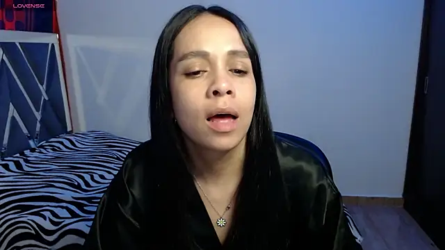 Snapshot of paula_lopez__ chatting on 06.20.26 paula lopez online show from 06.20.26