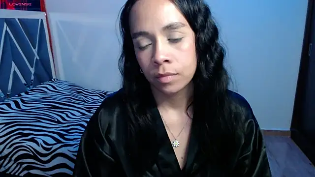 Snapshot of paula_lopez__ chatting on 06.23.26 paula lopez online show from 06.23.26