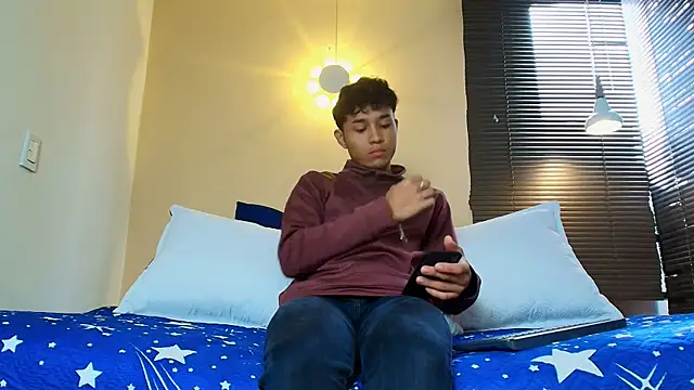 Damon Salvarote S online show from 04.23.26