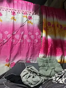 Queen-barbie online show from 02.17.26