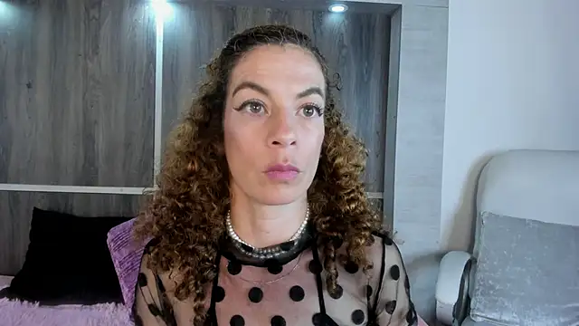 Snapshot of Brynaa chatting on 03.20.26 Brynaa online show from 03.20.26