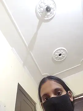 Snapshot of Nizma450 chatting on 02.05.26 Nizma450 online show from 02.05.26