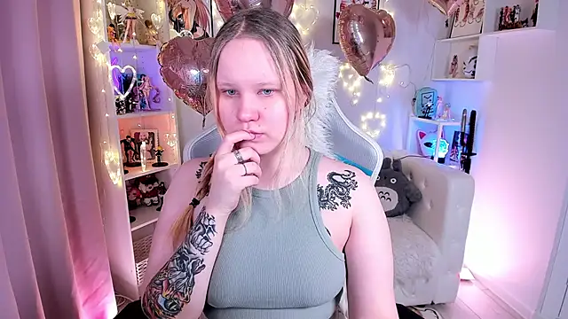 AnnieVibe online show from 02.06.26