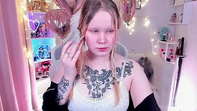 AnnieVibe online show from 02.14.26