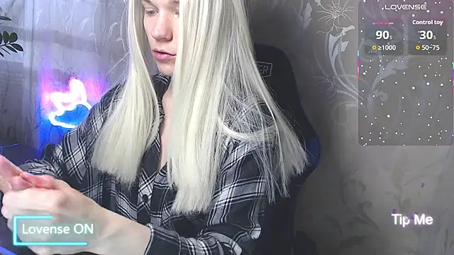 Shiny Victoria online show from 04.30.26