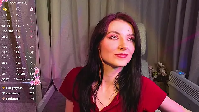 NicoleLuxe online show from 04.20.26