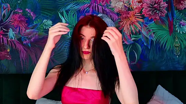 NicoleLuxe online show from 07.07.26