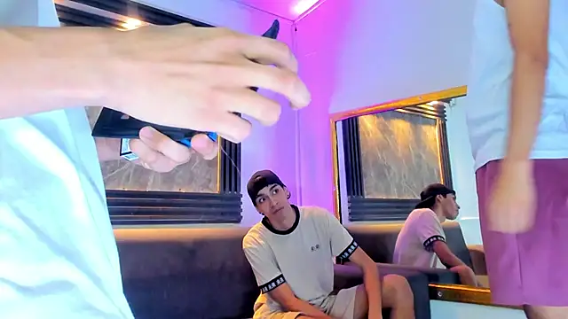 Snapshot of biig_boy chatting on 02.02.26 biig boy online show from 02.02.26