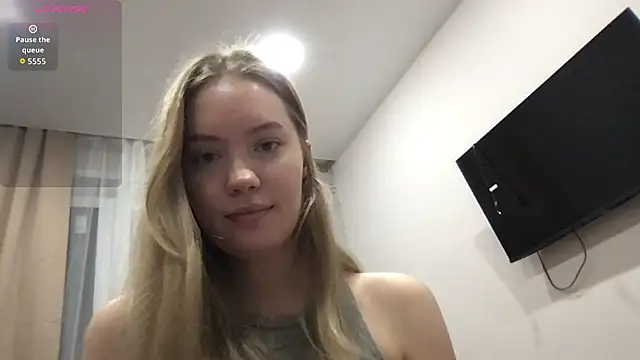 Snapshot of lola_boo chatting on 02.17.26 lola boo online show from 02.17.26