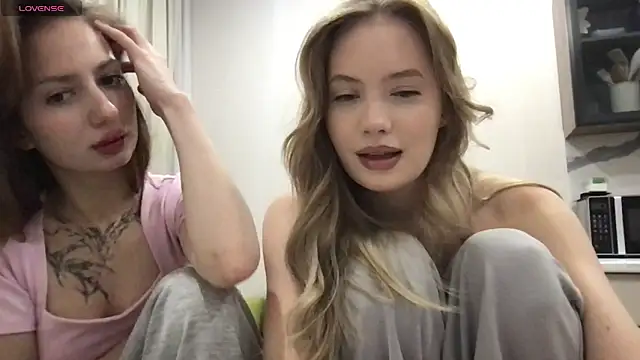 Snapshot of lola_boo chatting on 03.08.26 lola boo online show from 03.08.26