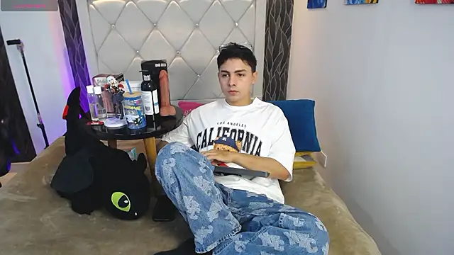 Samu Hott online show from 03.19.26