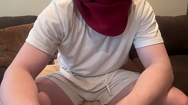 Snapshot of Grammer100 chatting on 03.27.26 Grammer100 online show from 03.27.26