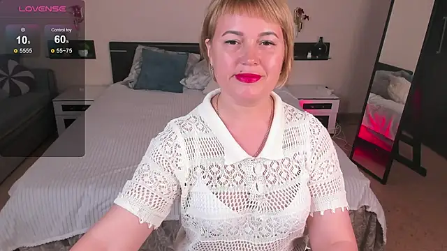 MaryClars online show from 06.09.26