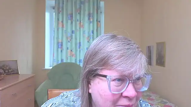 Emma Eclipsee online show from 03.19.26