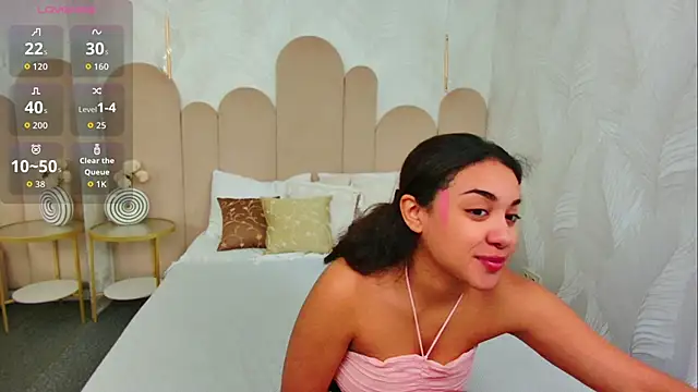 Luna Cortier online show from 04.25.26