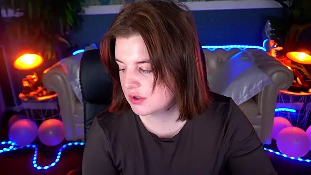 Snapshot of KristiFoxy chatting on 03.06.26 KristiFoxy online show from 03.06.26