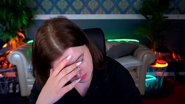 KristiFoxy online show from 04.29.26