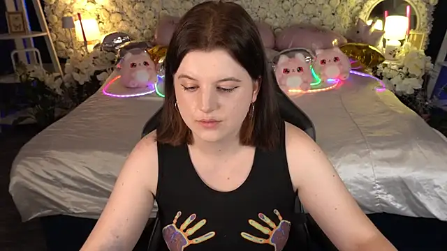 KristiFoxy online show from 05.12.26