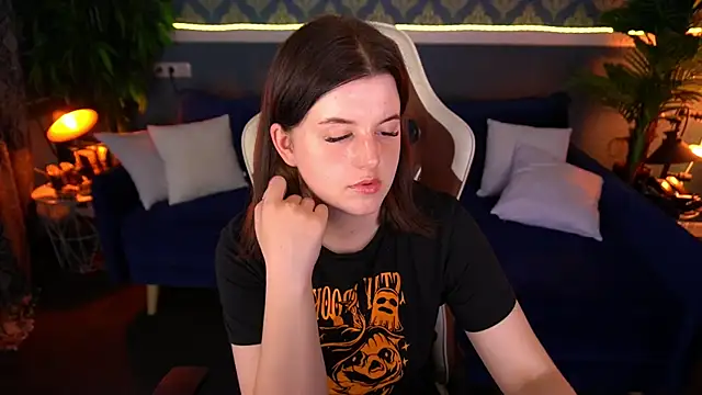 KristiFoxy online show from 07.21.26