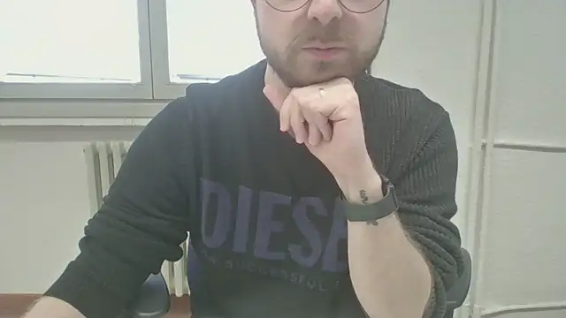 Snapshot of ItalianAlex chatting on 03.10.26 ItalianAlex online show from 03.10.26