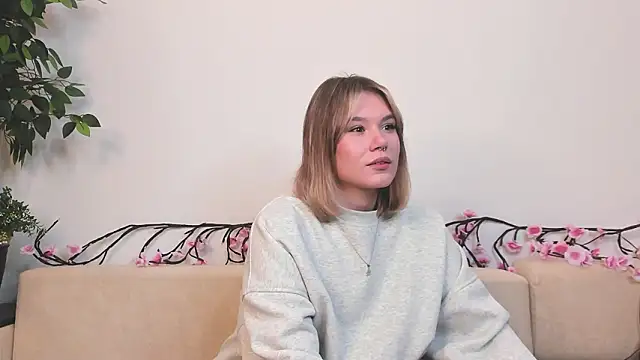 Snapshot of JonnaWalby chatting on 02.08.26 JonnaWalby online show from 02.08.26