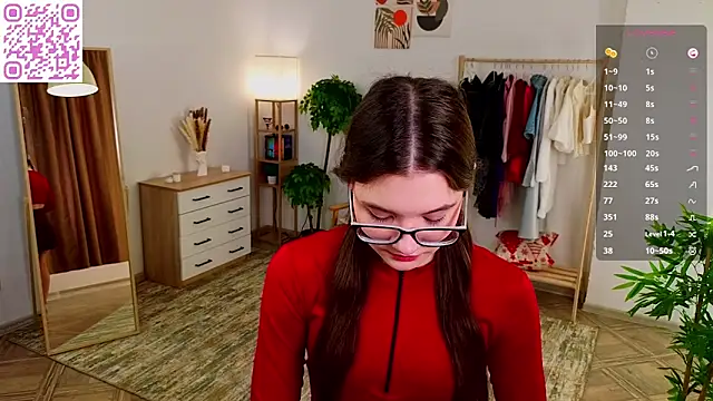 Snapshot of MirthaZien chatting on 03.26.26 MirthaZien online show from 03.26.26