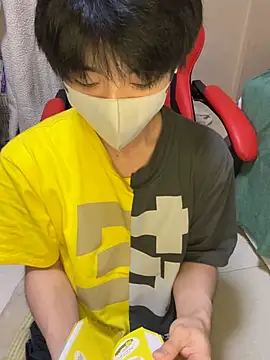 Snapshot of Mura109905 chatting on 06.27.26 Mura109905 online show from 06.27.26