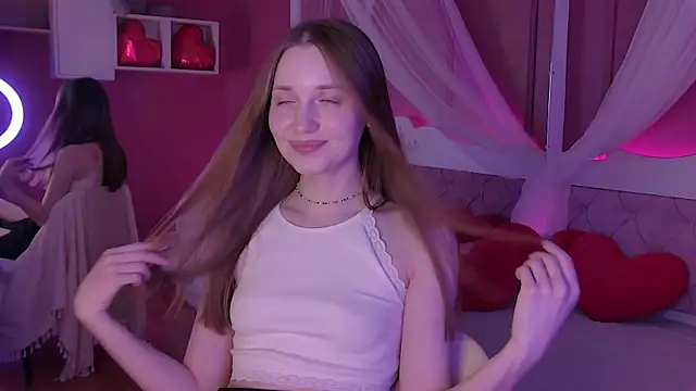 Snapshot of EmmaSagge chatting on 03.18.26 EmmaSagge online show from 03.18.26