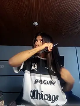 Snapshot of MeelFox chatting on 03.04.26 MeelFox online show from 03.04.26