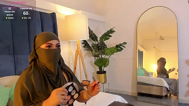 fatimarab   online show from 02.27.26