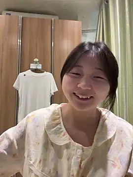 LXR77887 online show from 03.25.26