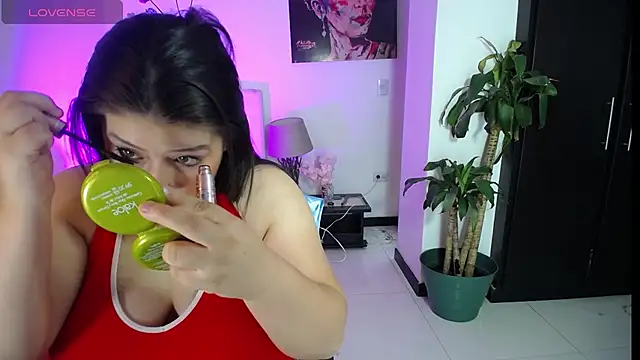 Snapshot of _sol_cute chatting on 03.17.26 sol cute online show from 03.17.26