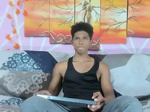 Yoel hot2004 online show from 02.15.26